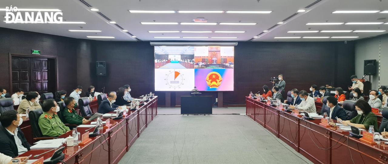 Quang cảnh hội nghị tại điểm cầu Đà Nẵng. Ảnh: NGỌC PHÚ